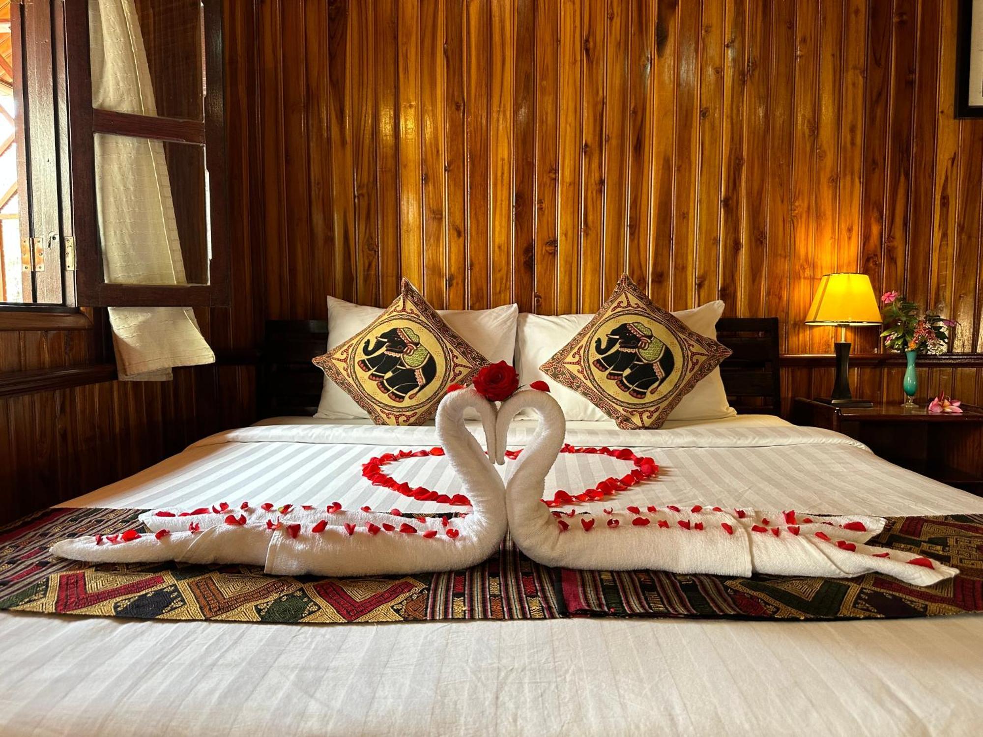 Villa Alounsavath Mekong Riverside Luang Prabang Bagian luar foto